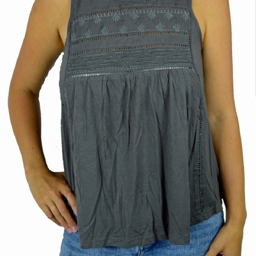 NEW! O'Neill top - Picture 2 of 3
